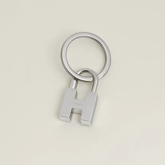 H, candenas, quizz, rainbow, key ring